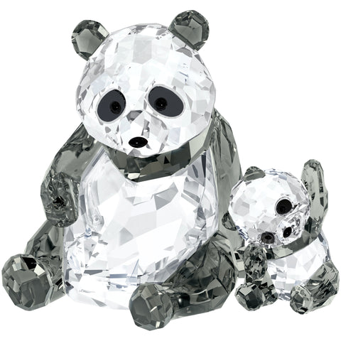 PANDA MOTHER WITH BABY